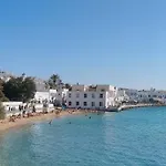 Apartment To Kamnaki - Beachfront In *