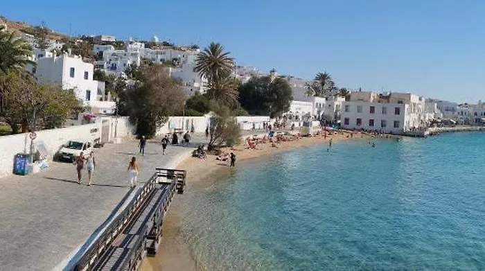 To Kamnaki - Beachfront Apartment In Mykonos Town * Mykonos Town