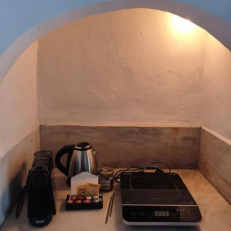 To Kamnaki Seaview In Mykonos' Heart