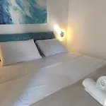 Apartman To Kamnaki - Beachfront In *