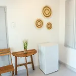 Apartment To Kamnaki - Beachfront In