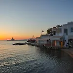 Apartment To Kamnaki - Beachfront In