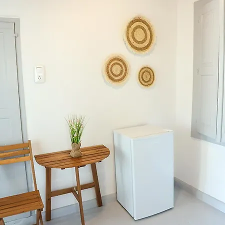 Apartman To Kamnaki - Beachfront In