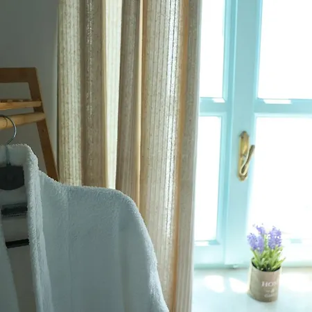 To Kamnaki - Beachfront In Apartman *