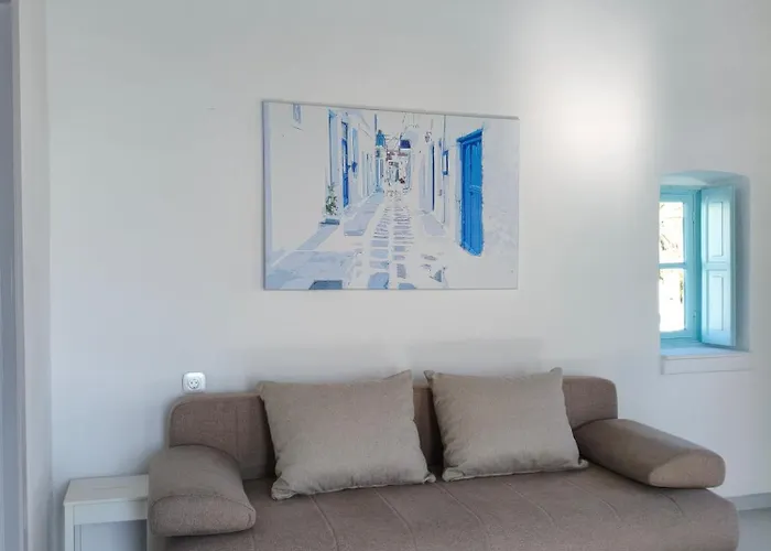 To Kamnaki - Beachfront Apartment In Mykonos Town